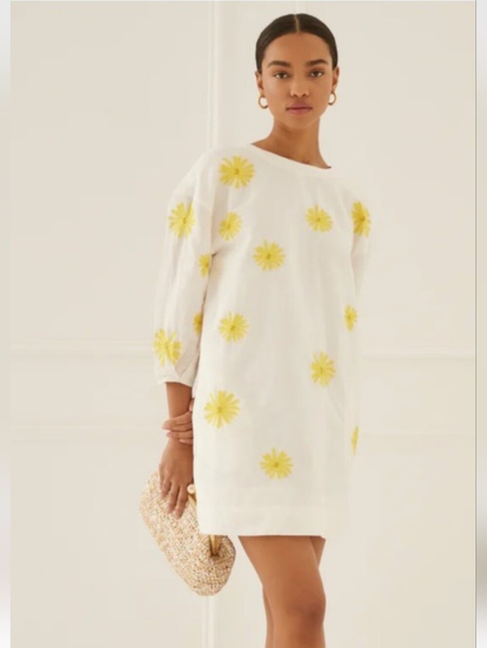 Something Navy White Linen Shift Dress with Yellow Daisy Motif_L